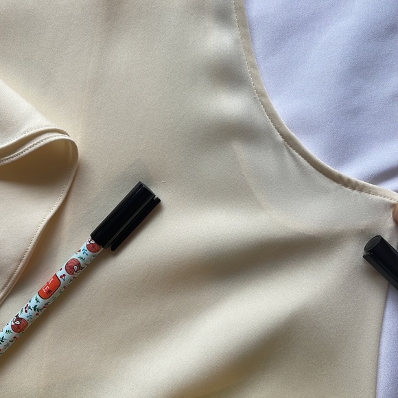 Theory Jastrid Sheen 2 Sleeveless Silk Blouse Ivory Size Small - Picture 15 of 16